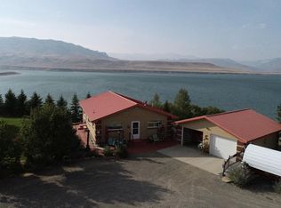 899 Southfork Rd, Cody, WY 82414