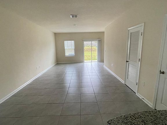 3rd image of 373 Coastline Way
