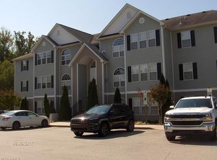 4701 Pennoak Ln APT J, Greensboro, NC 27407
