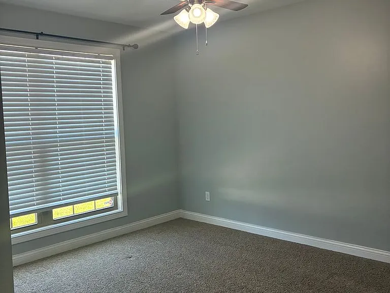 183 Twin Lakes Dr — Photo 12