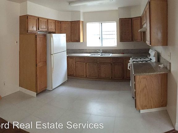 5th image of 2406 W Jefferson Blvd APT 1