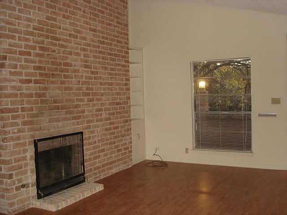 2nd image of 6202 Shadow Valley Dr #A