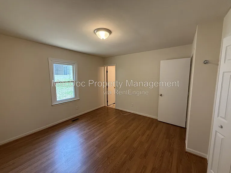 11001 Westminster Ct — Photo 21