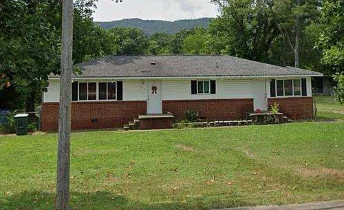 353 Browns Ferry Rd #B Photo 1
