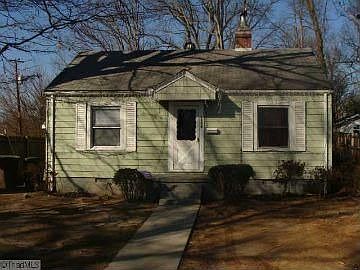 1st image of 1604 Elwood Ave
