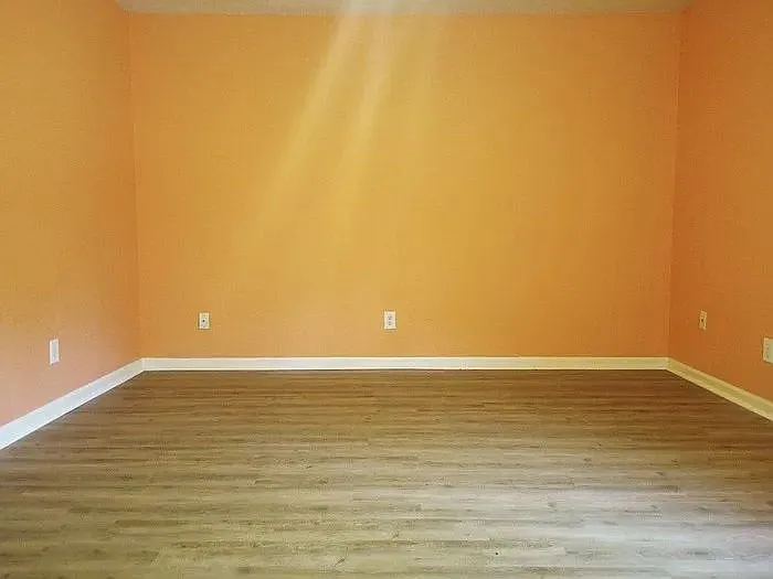 2 Summercreek Dr — Photo 16