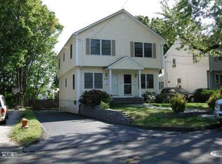 10 Lenox Ave #B, Norwalk, CT 06854