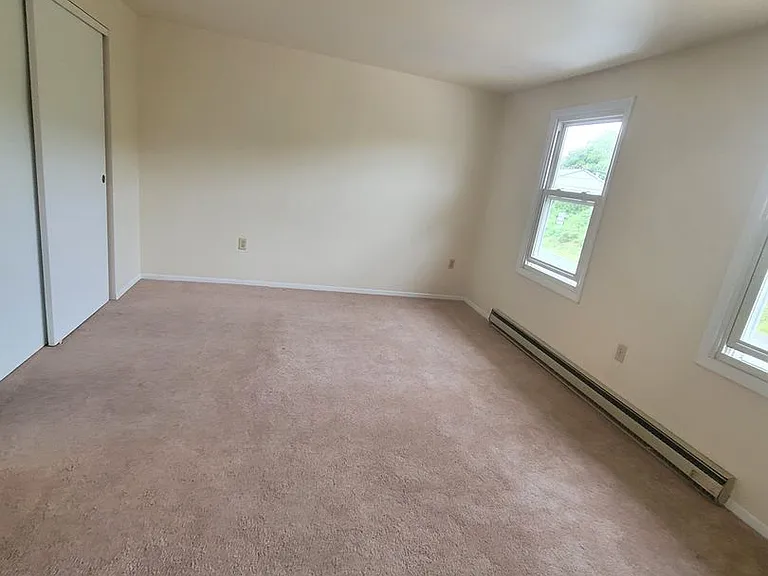 73 Cider Press Rd — Photo 17