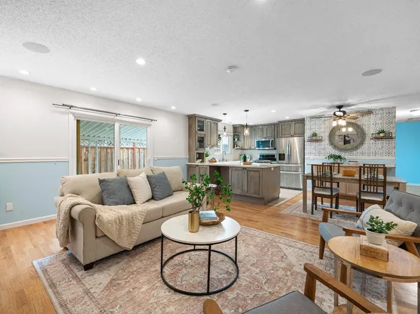 518 Courtyard Circle, Santa Rosa, CA 95407