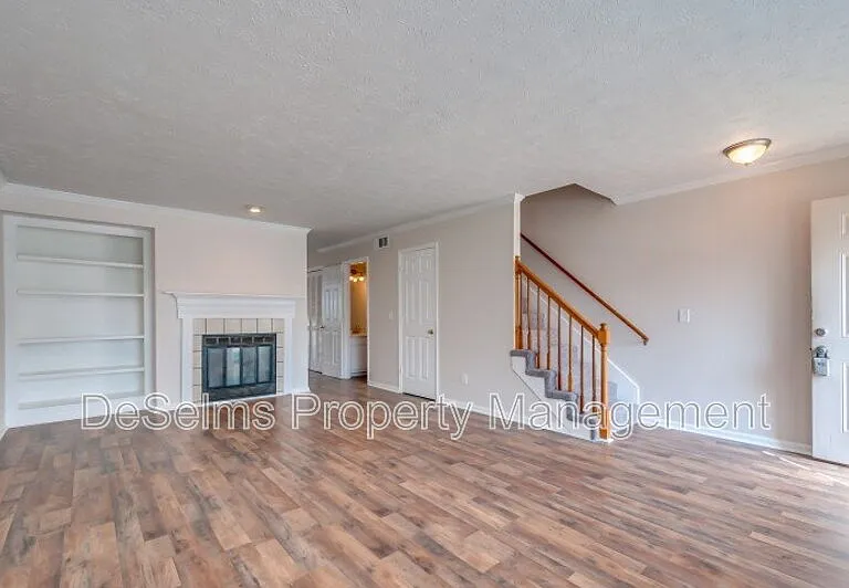 302 Ash Forge Dr — Photo 3