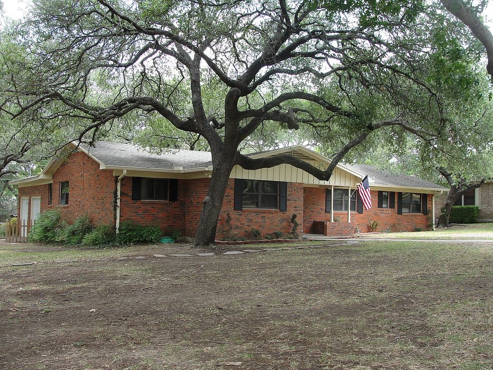 1st image of 617 Estates Dr