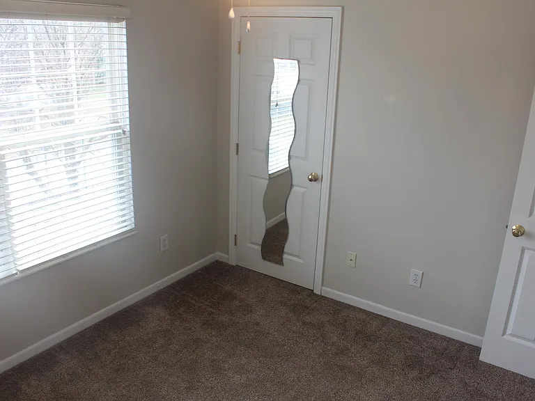 5885 Blaverly Dr — Photo 9