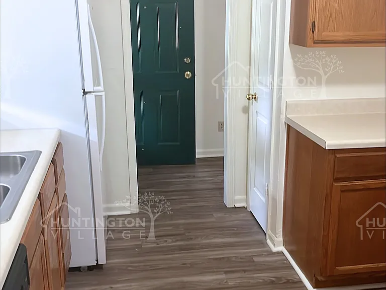 618 Randolph Ave — Photo 4