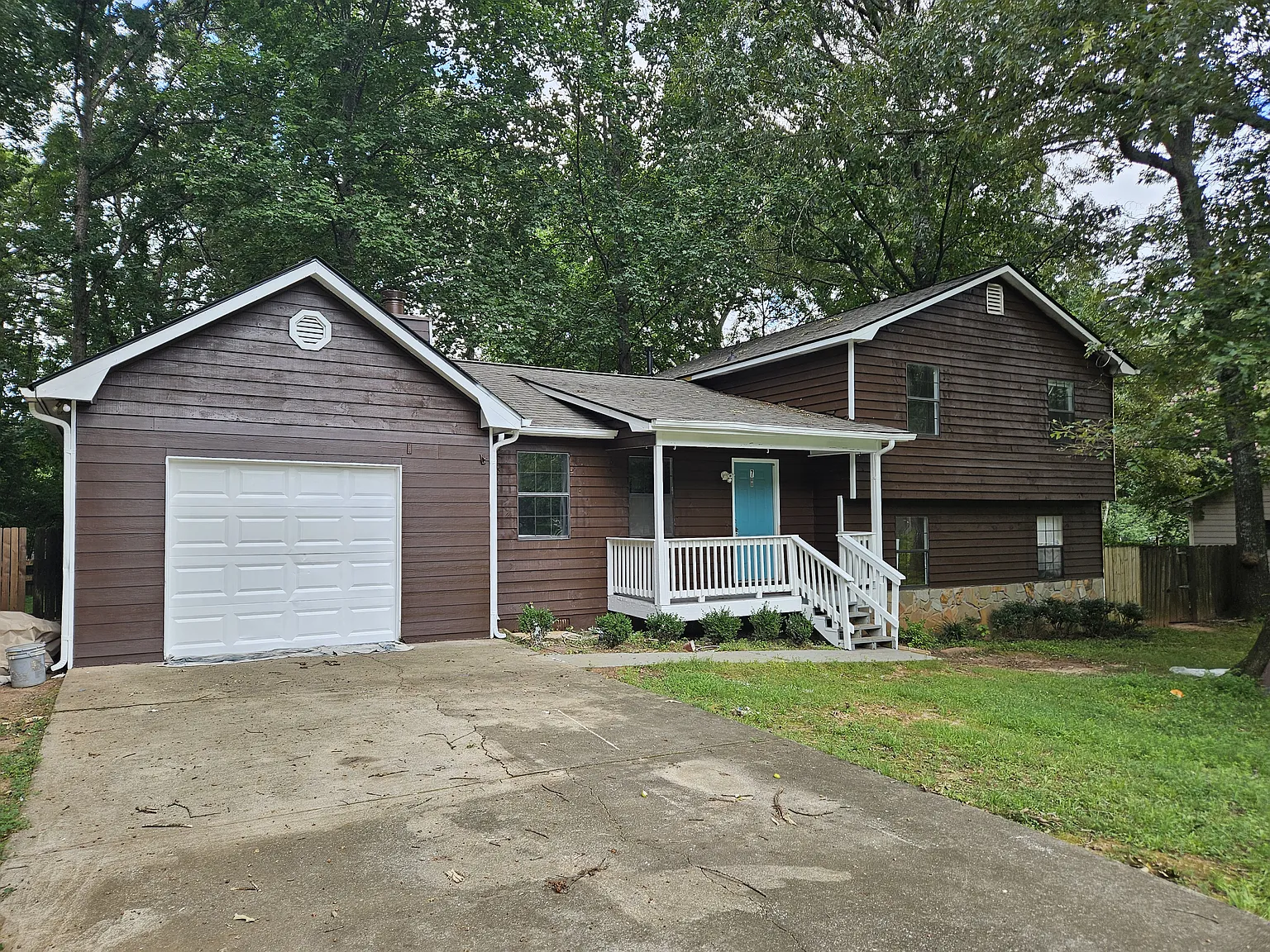 4 bed, 1848 sqft, $2,000 — Photo 1