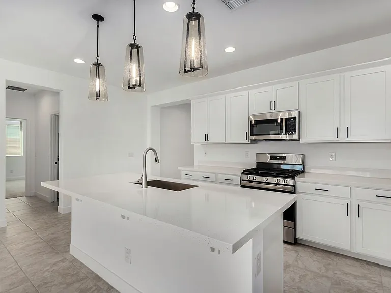 14807 W Soft Wind Dr — Photo 10
