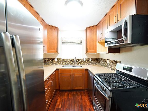 5th image of 103 North Dr