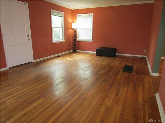 5th image of 401 Anniston Dr