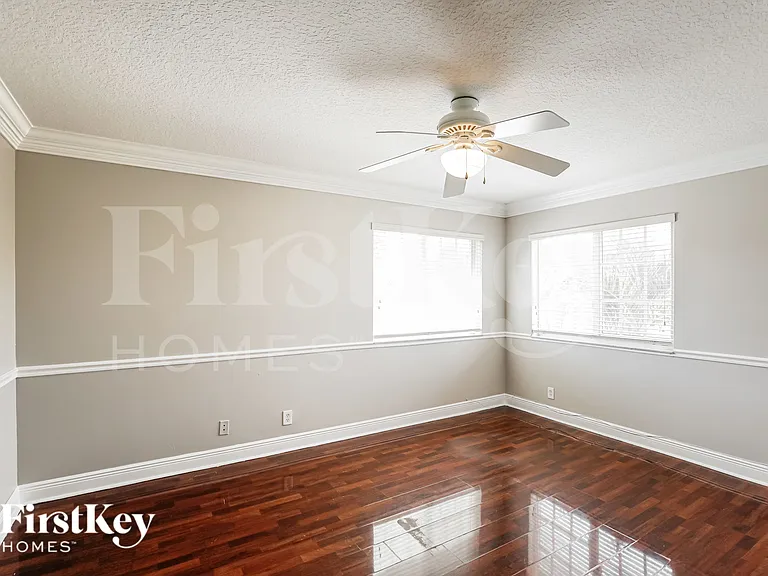 16324 SW 15th St — Photo 14