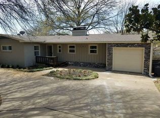 1501 Hillcrest Dr, Bartlesville, OK 74003