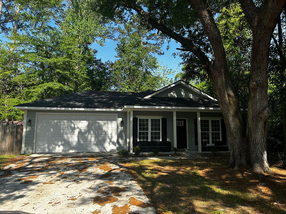 1st image of 715 Truman St