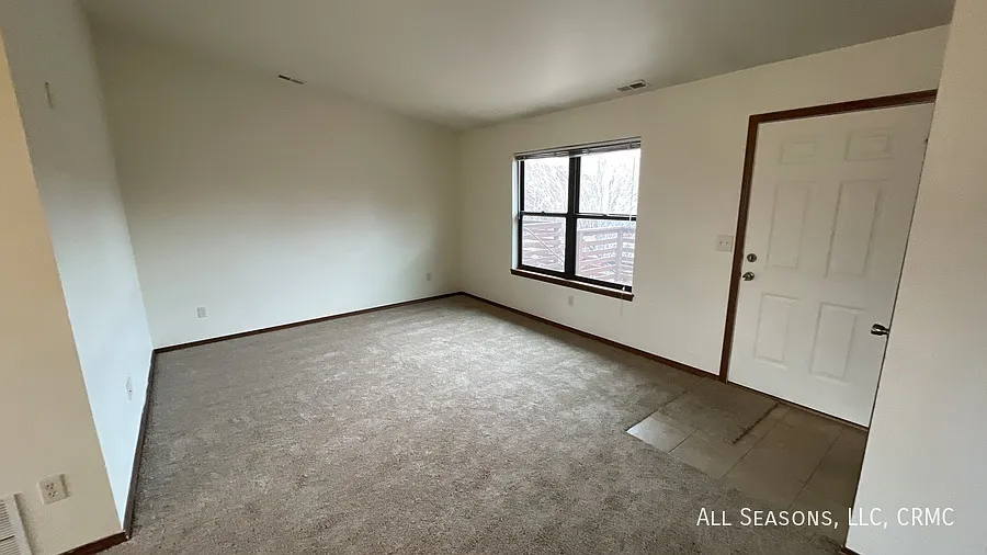 2280 Stepping Stones Way — Photo 3