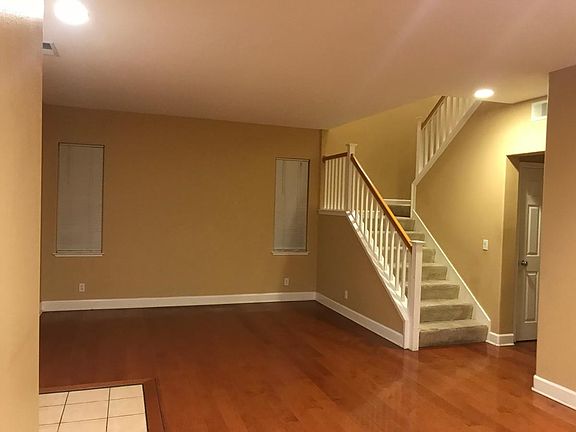 3rd image of 3760 Evangelho Cir