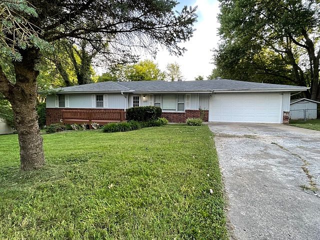 1st image of 1103 E Melanie Ln
