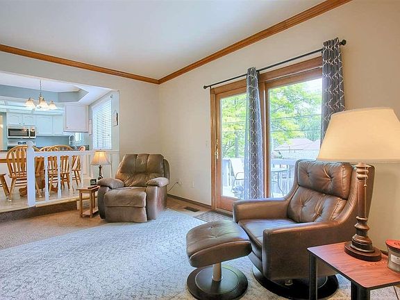 5th image of 700 Cumberland Dr