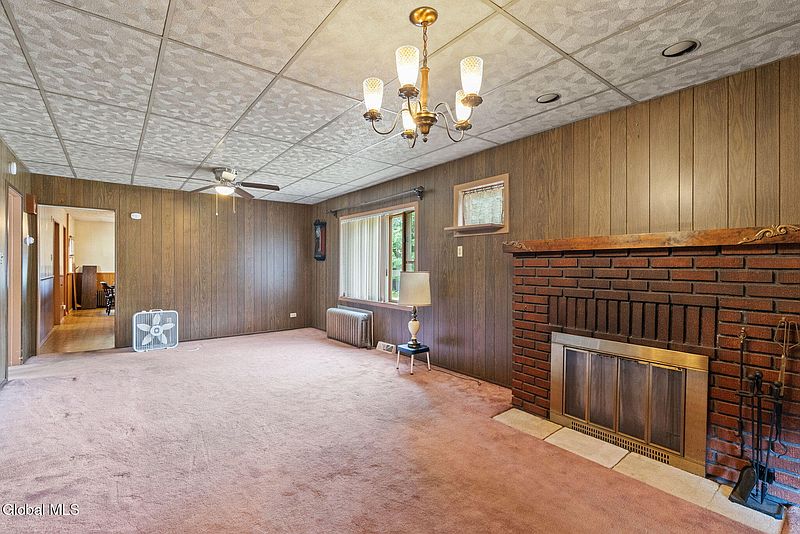 5th image of 2780 Campbell Avenue