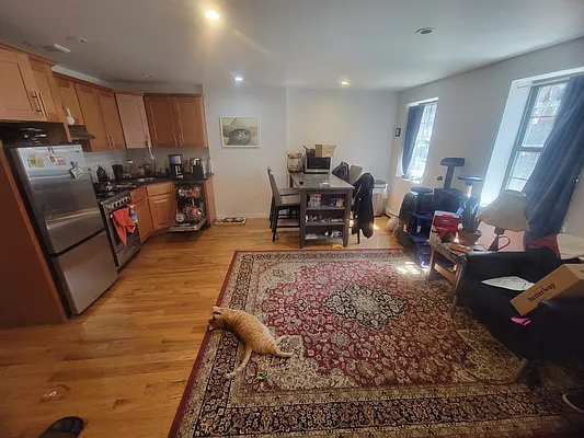 Rented by Yup Realty LLC | media 20