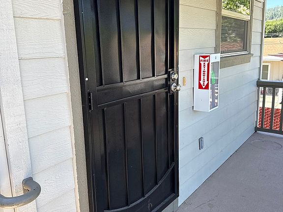 2nd image of 121 Healdsburg Ave APT O