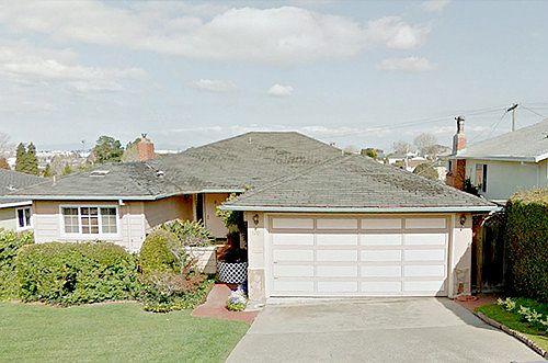 1st image of 170 Crystal Ct