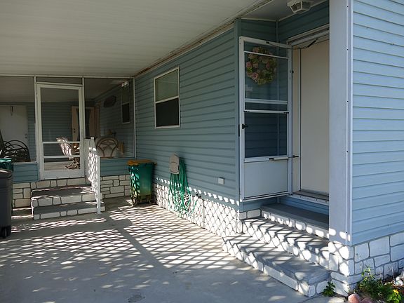 4th image of 845 Tamarind Cir