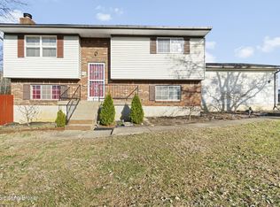 9721 Chapel Hill Rd, Louisville, KY 40229