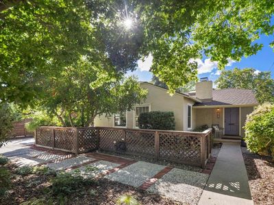 217 McKendry Dr, Menlo Park, CA, 94025
