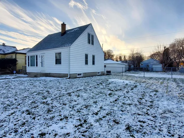 4975 North 20th STREET, Milwaukee, WI 53209