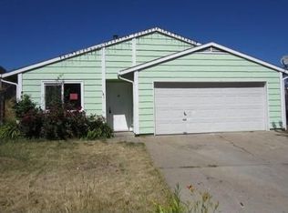 1413 Nugget Way, Yreka, CA 96097