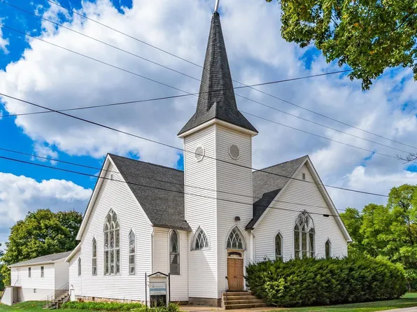 5831 Canal Rd NE, Pleasantville, OH 43148