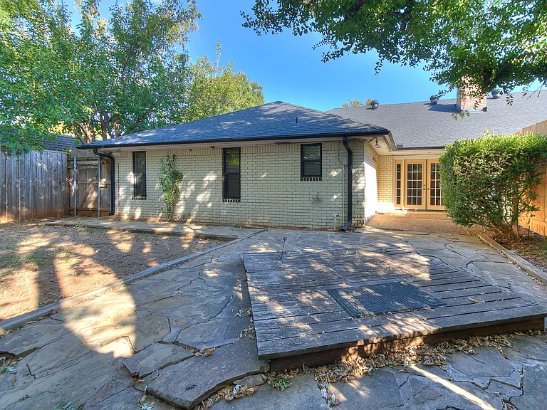 6313 Avalon Ln — Photo 52