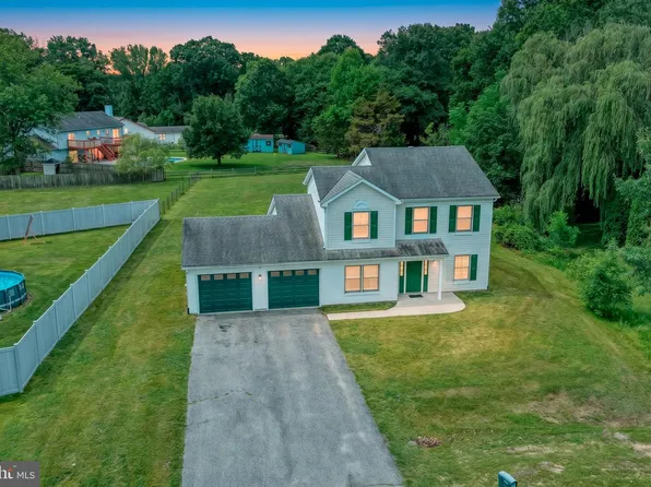 122 Mary Dr, Newark, DE 19702