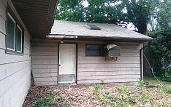 2nd image of 7106 E 107th Pl