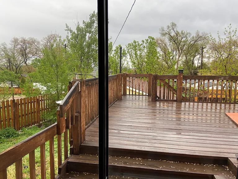 Deck off of kitchen