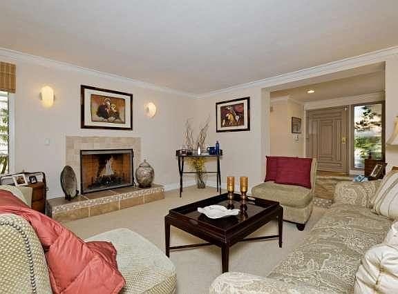 3rd image of 4599 Tam O Shanter Dr