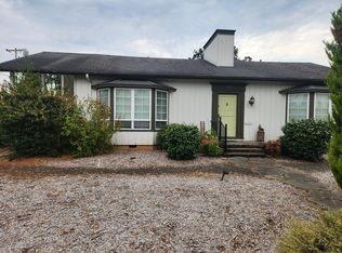 405 SW Crider St, Dallas, OR 97338