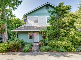 8705 304th St NW, Stanwood, WA 98292
