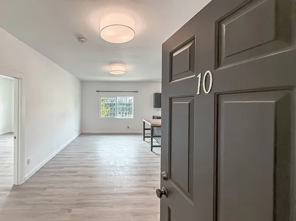 4518 Hollywood Blvd, Los Angeles, CA