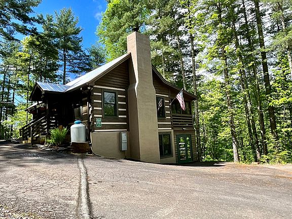 5th image of 248 Mohawk Dr