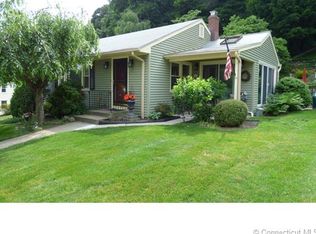 20 Shelton St, Derby, CT 06418