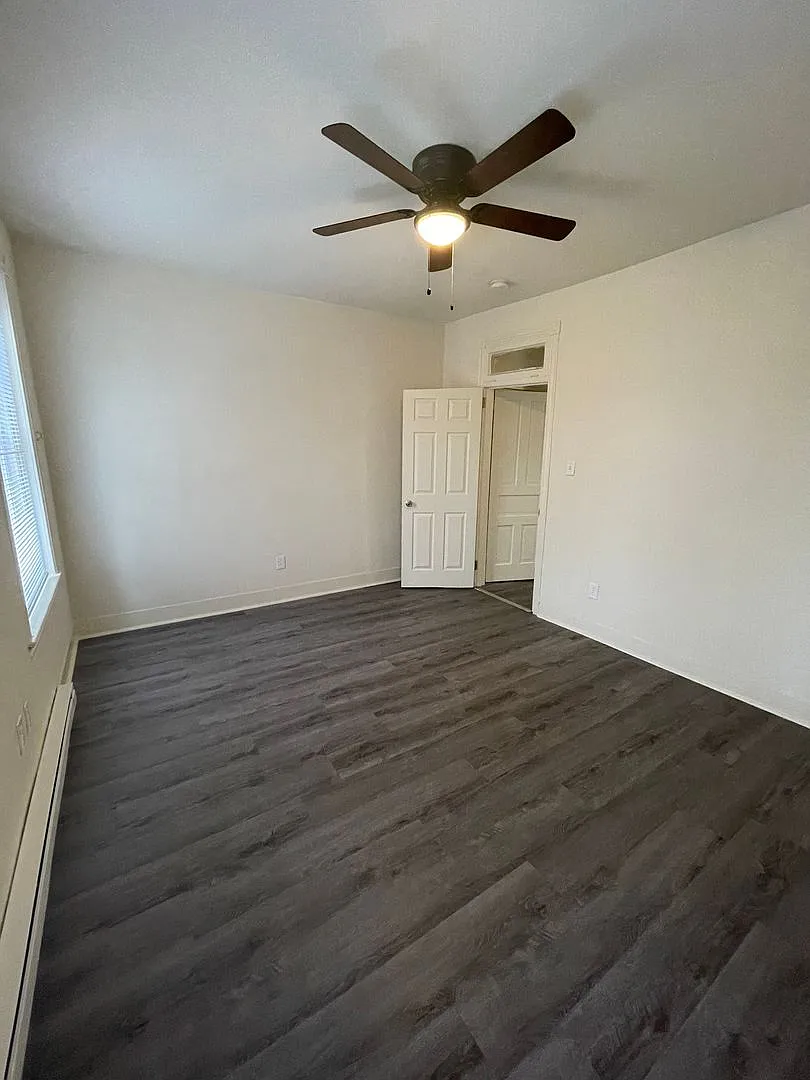 5122 Arch St. — Photo 3