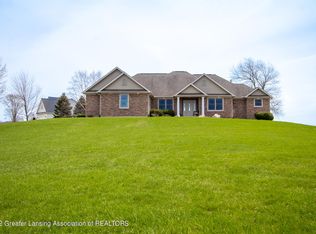 4617 S Green Gables Dr, Mason, MI 48854